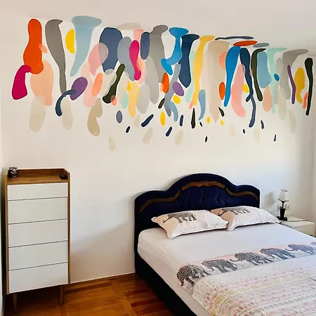 Апартаменти Center Square Deluxe Nest Подгориця