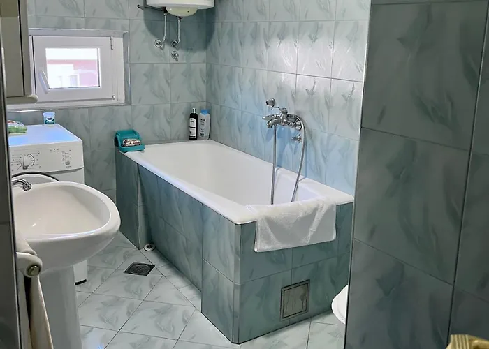 Center Square Deluxe Nest *